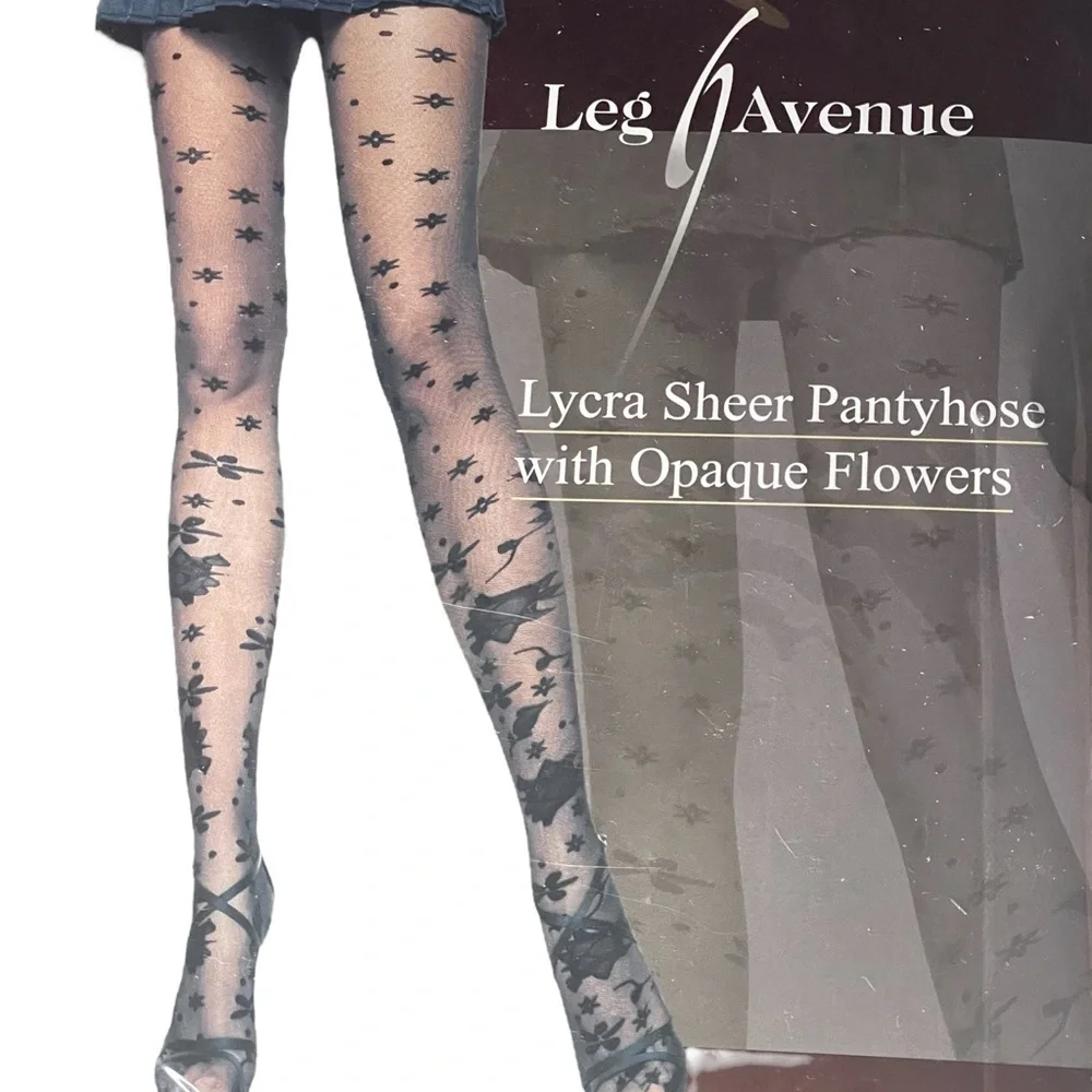 3/$20 💥 Leg Avenue Sheer Black Tights w/ Opaque Flowers | NWT‎
